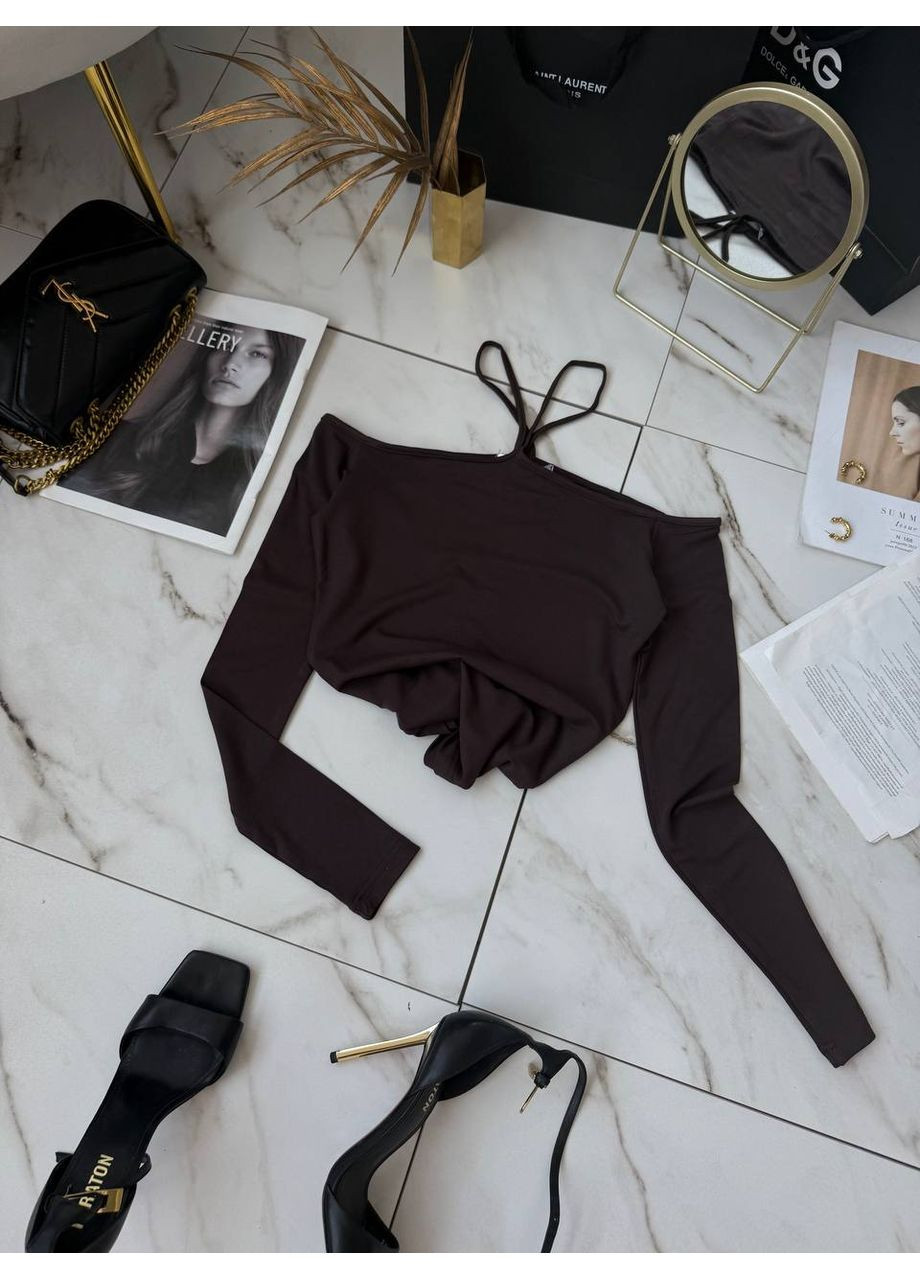 Стильний жіночий лонгслів з відкритими плечима та перехресними бретелями Україна (353492780)