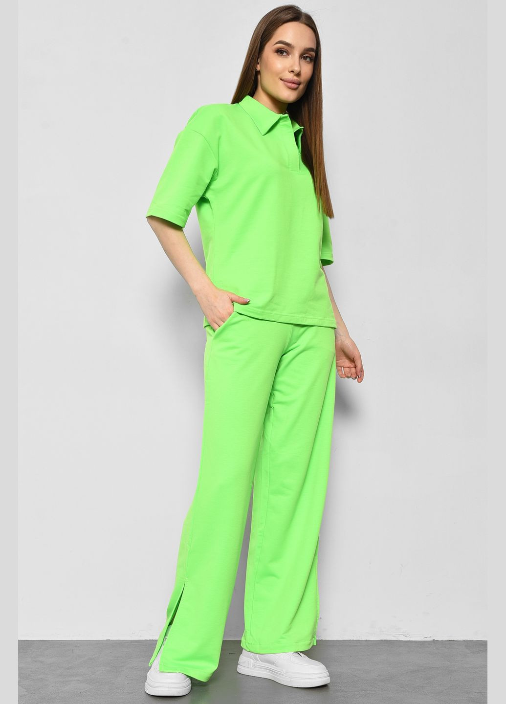 Спортивный костюм женский салатового цвета Let's Shop (292251621)