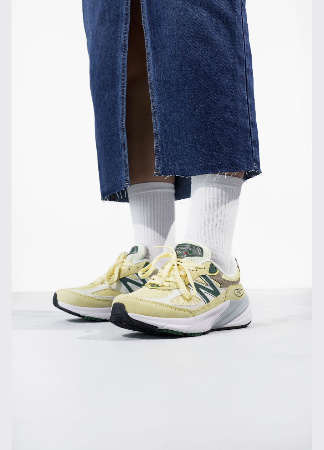 Кросівки жіночі і чоловічі New Balane 990 v6 yellow white | Нью Беланс 990 в6 жовті білі No Brand жовті демісезони (316663541)