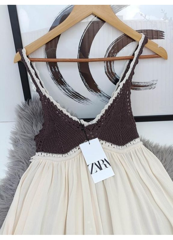 Бежевое комбинированное платье с вязаным крючком верхом Zara