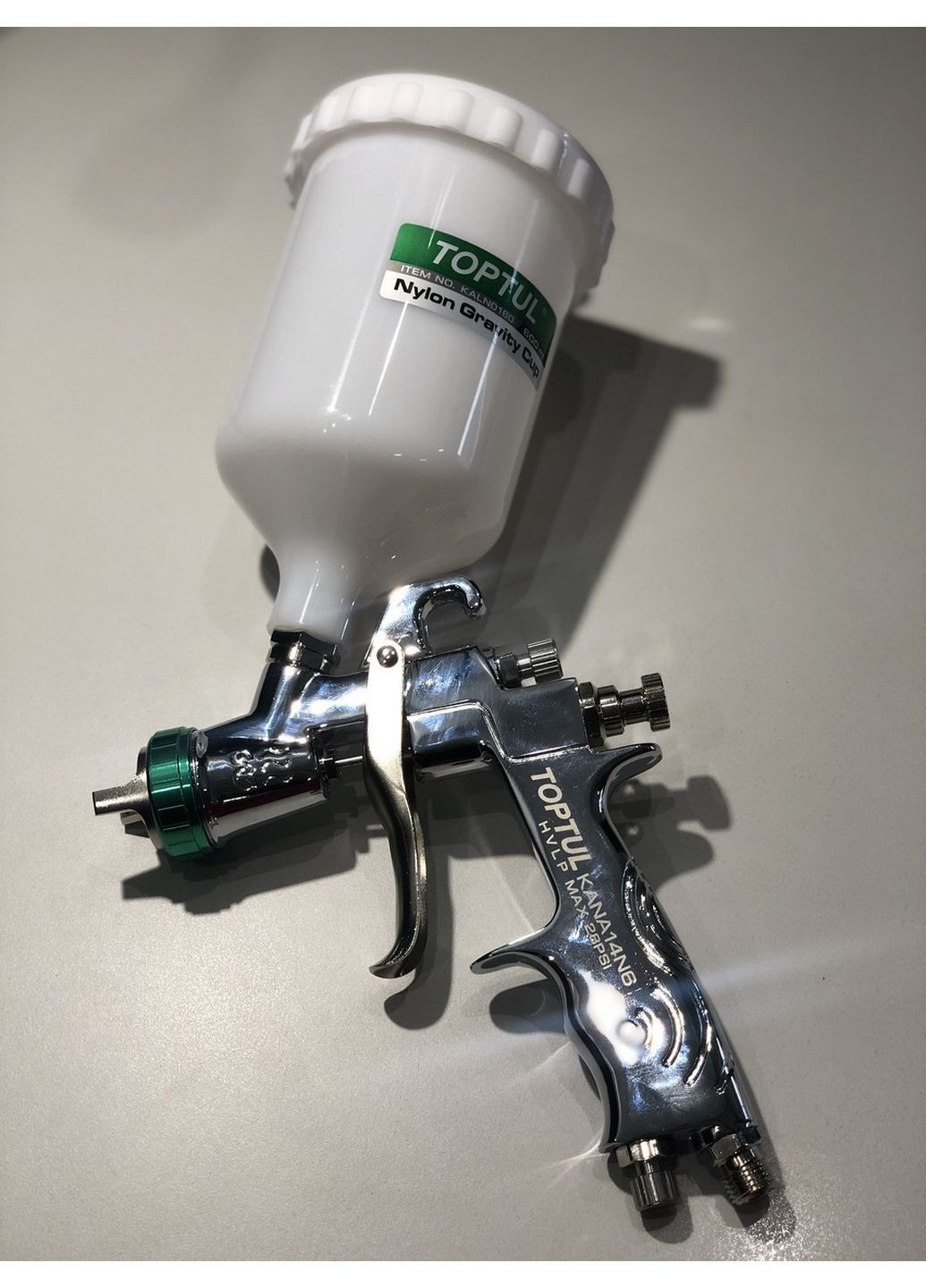 Профессиональный краскопульт HVLP ВП бачок 600мл, 1,4мм TOPTUL (289367470)