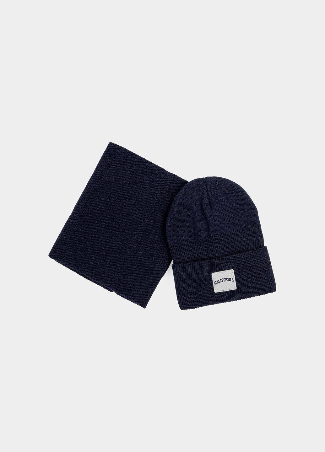 Комплект шапка та снуд для хлопчика колір темно-синій CB-00234119 Yuki (325812691)