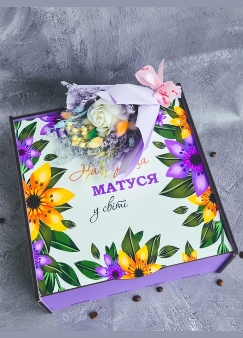 Подарунковий набір для жінки, мами з доглядом, милом, солодощами та дерев’яною коробкою на день народження No Brand (360549848)