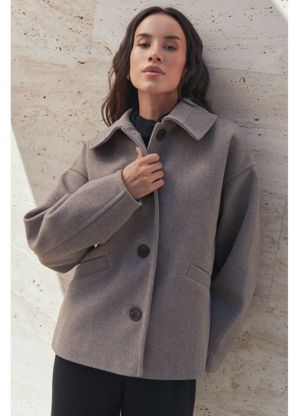 Коричневое демисезонное Пальто женское укороченное однобортное приспущенный рукав итальянский кашемир демисезонное Seventeen