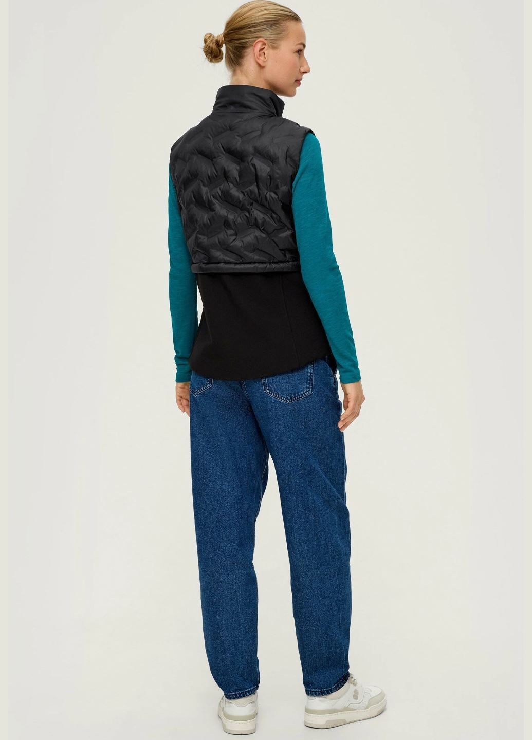 Жіночий чорний жилет S.Oliver (368748315)