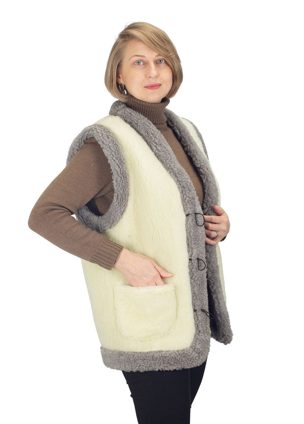 Жилетка женская теплая двухсторонняя из овчины бежевая с серым Olli (360406846)