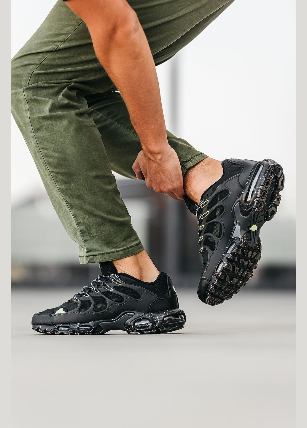 Чорні Осінні кросівки чоловічі nike air max tn plus terrascape black | найк аір макс тн плюс чорні No Brand