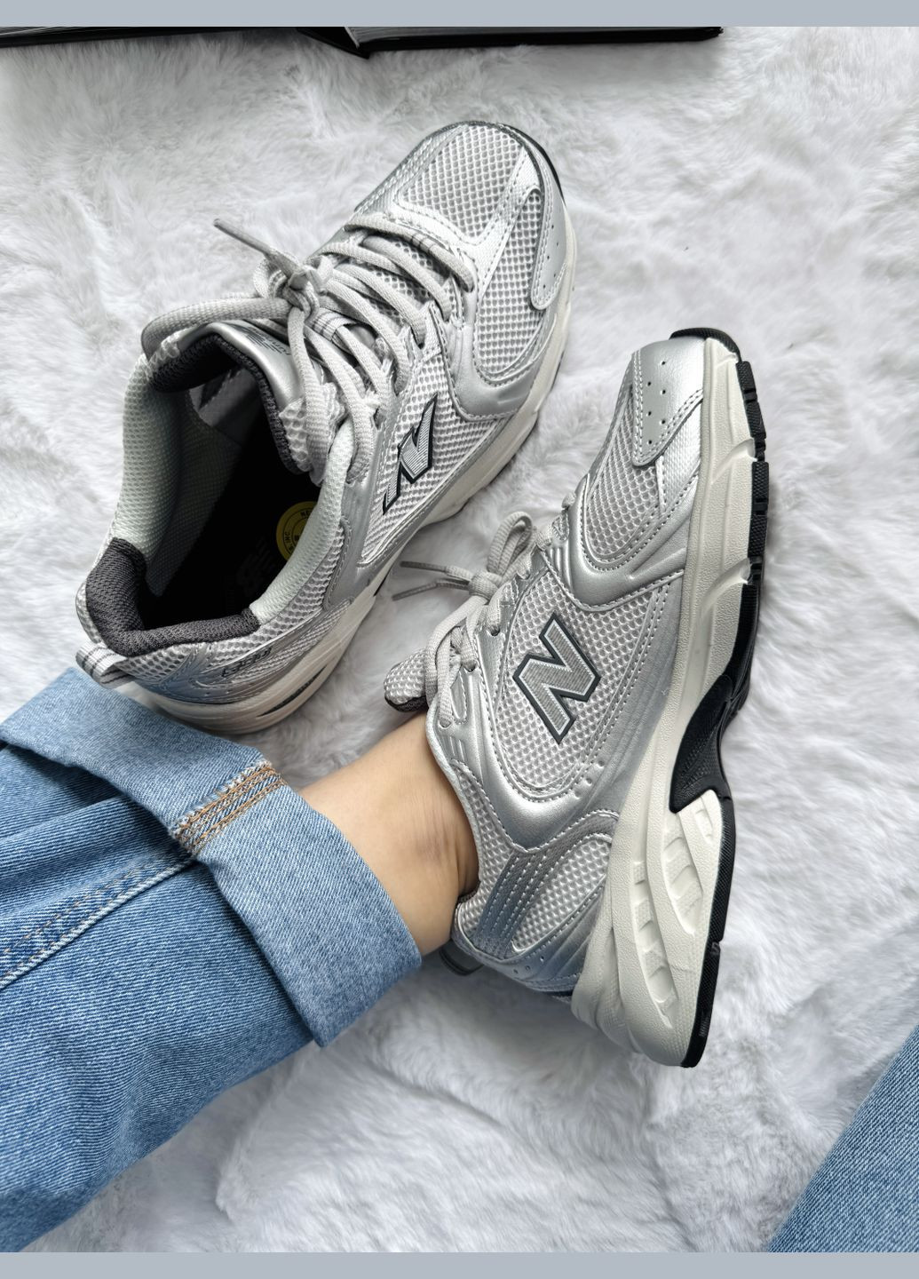 Кросівки жіночі і чоловічі New Balance 530 Silver Metallic | Нью Беланс 530 срібні No Brand срібні демісезони (341264122)