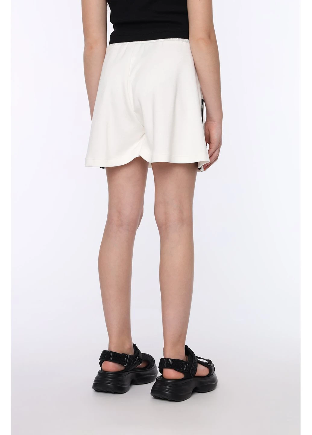 Шорты для девочки цвет молочный TSB-00295260 Yuki (399252972)