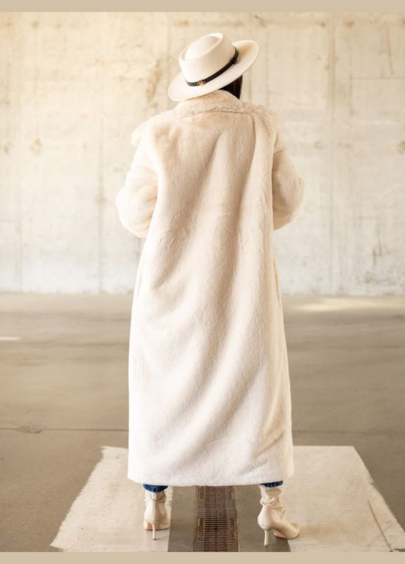 Молочное зимнее Молочное пальто из искусственного меха ISSA PLUS