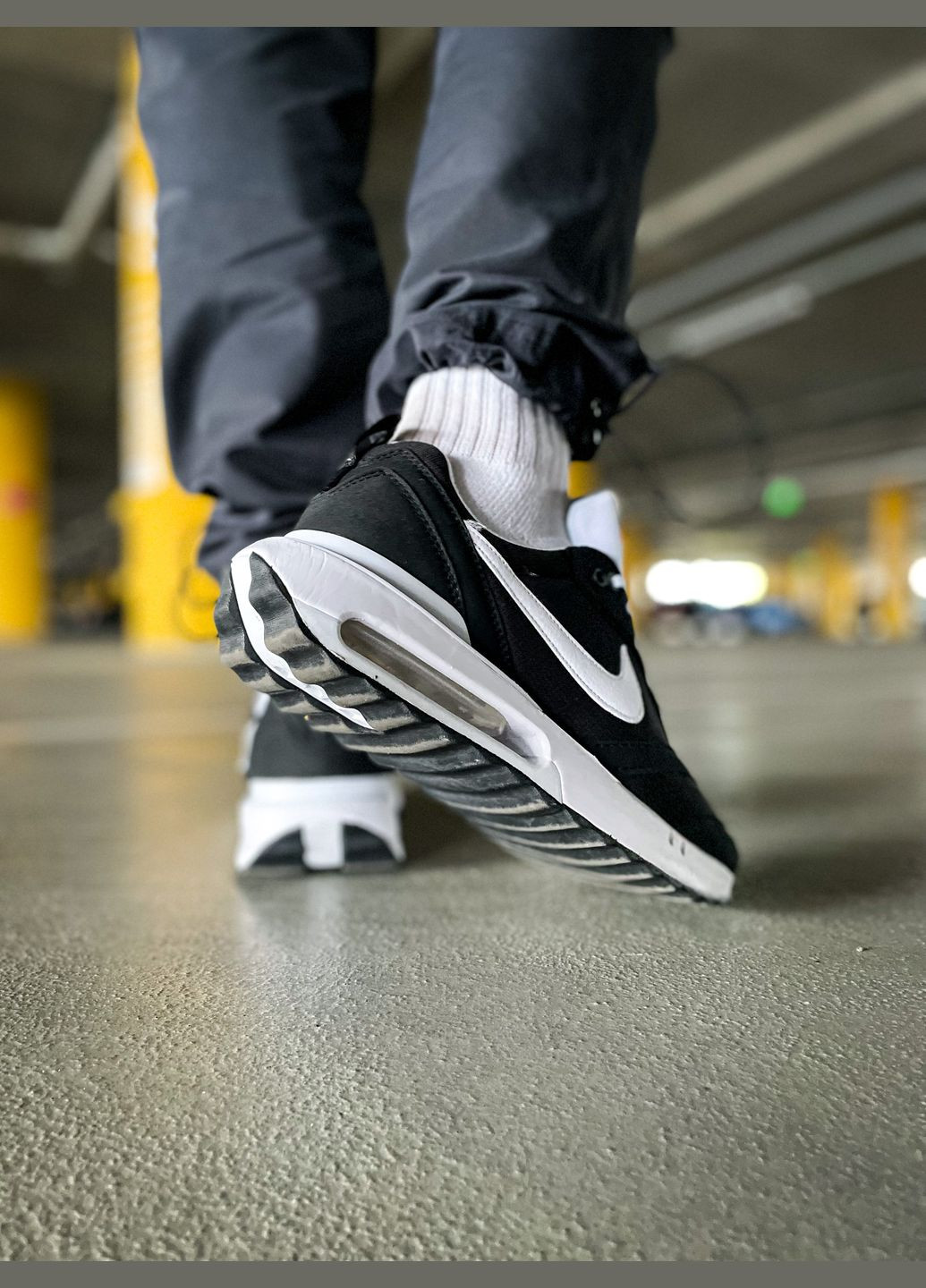 Чорно-білі всесезон кросівки чоловічі і жіночі nike air max dawn black white | найк аір макс давн чорно-білі No Brand