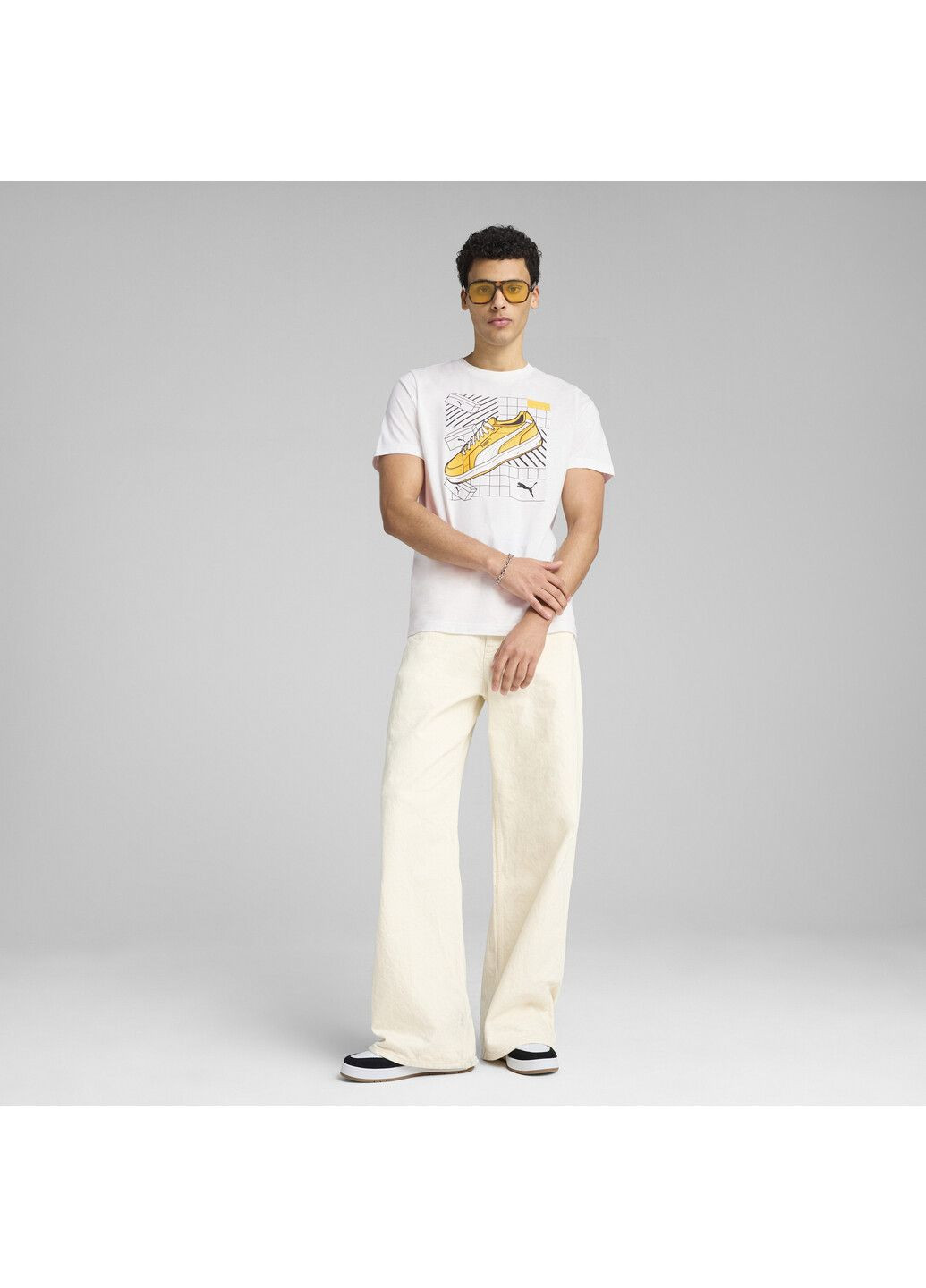 Футболка Graphics Sneaker Tee Men Puma (317250349)