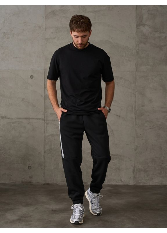 Черные спортивные демисезонные брюки ISSA PLUS