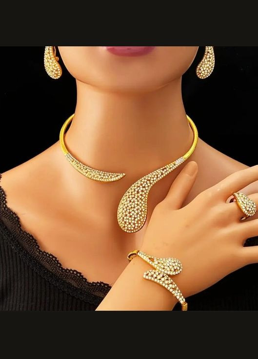 Великий комплект біжутерії Кольє, браслет, кільце та сережки No Brand (335815815)