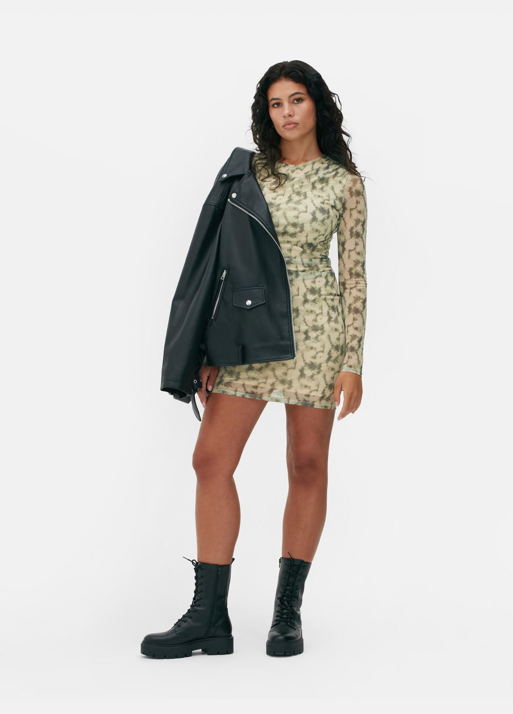 Оливкова сукня демісезон,оливковий в візерунки, Primark