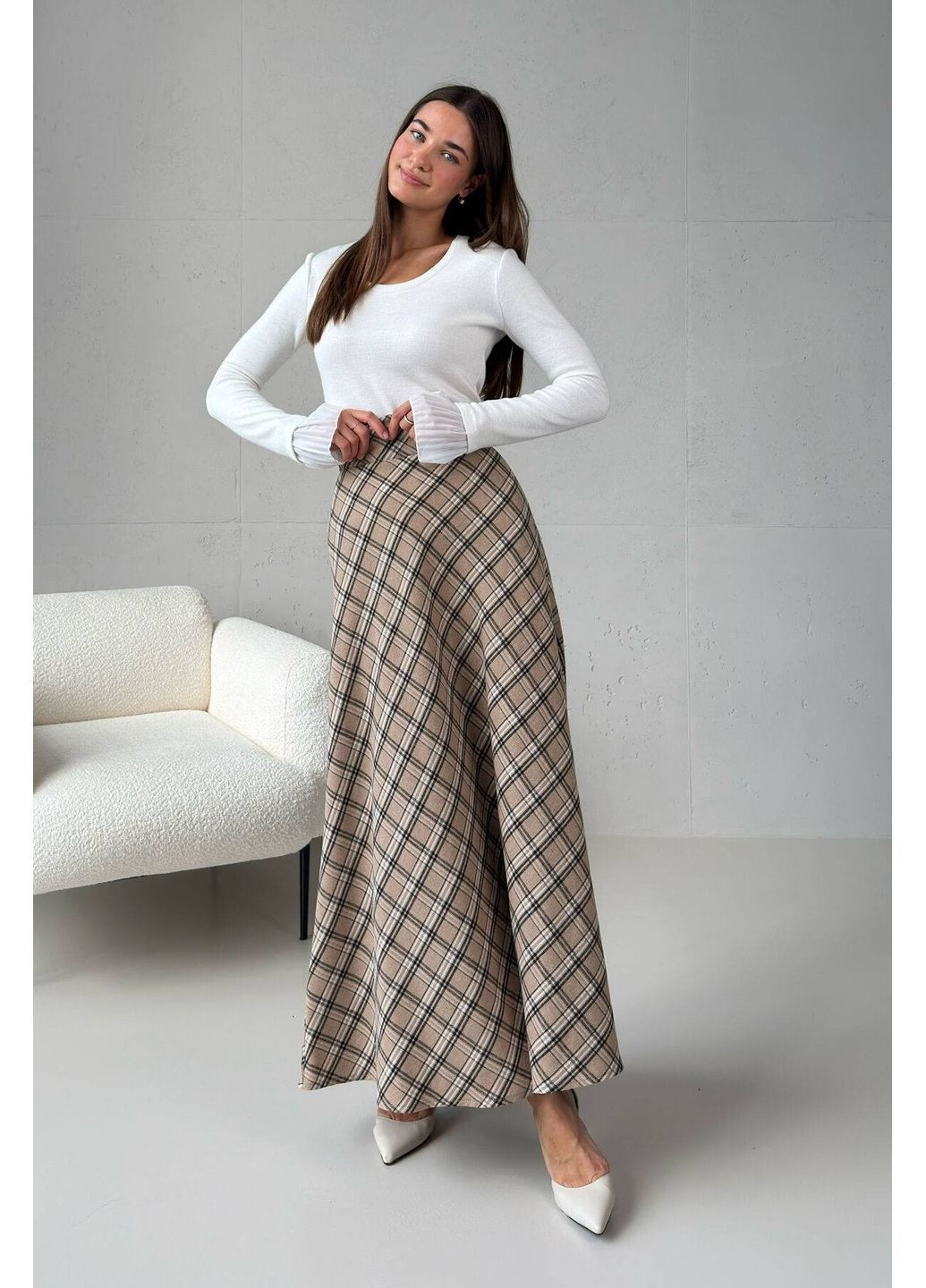 Білий демісезонний джемпер із рюшами на рукавах, колір білий Nenka