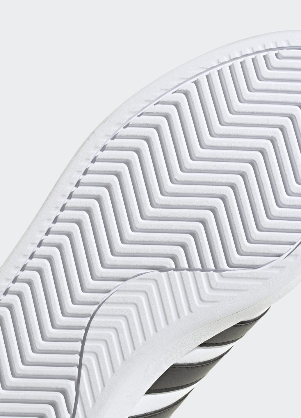 Білі Літні кросівки grand court cloudfoam comfort adidas