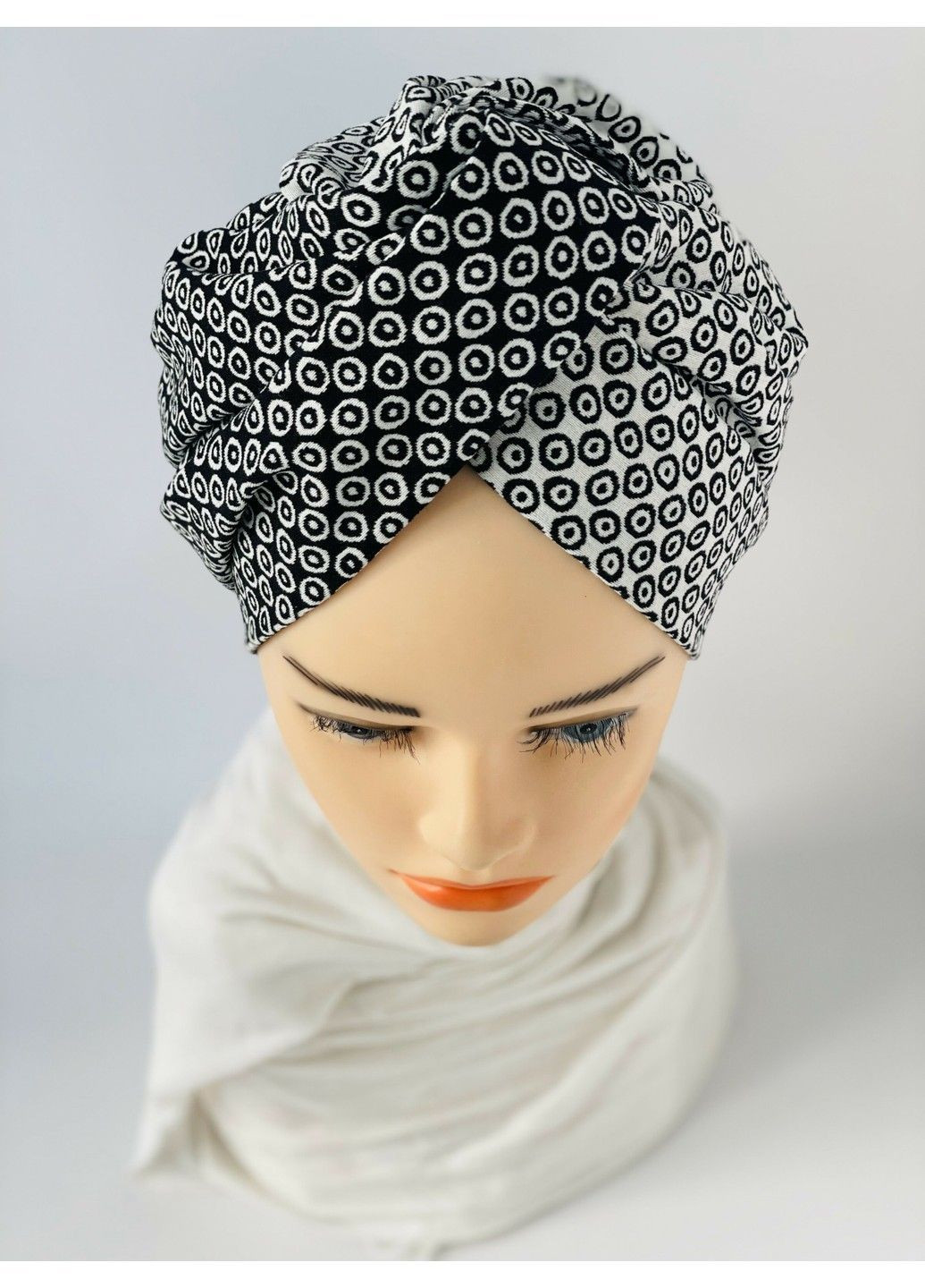 Тюрбан черно-белый с принтом кружочки BANDANA QUEEN (366239261)