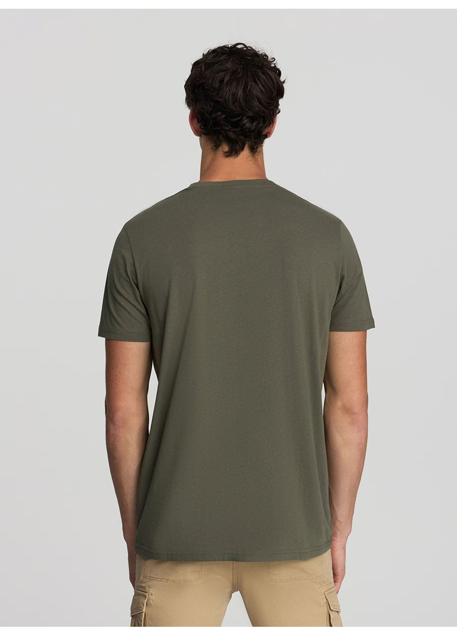 Хаки (оливковая) футболка муж Terranova