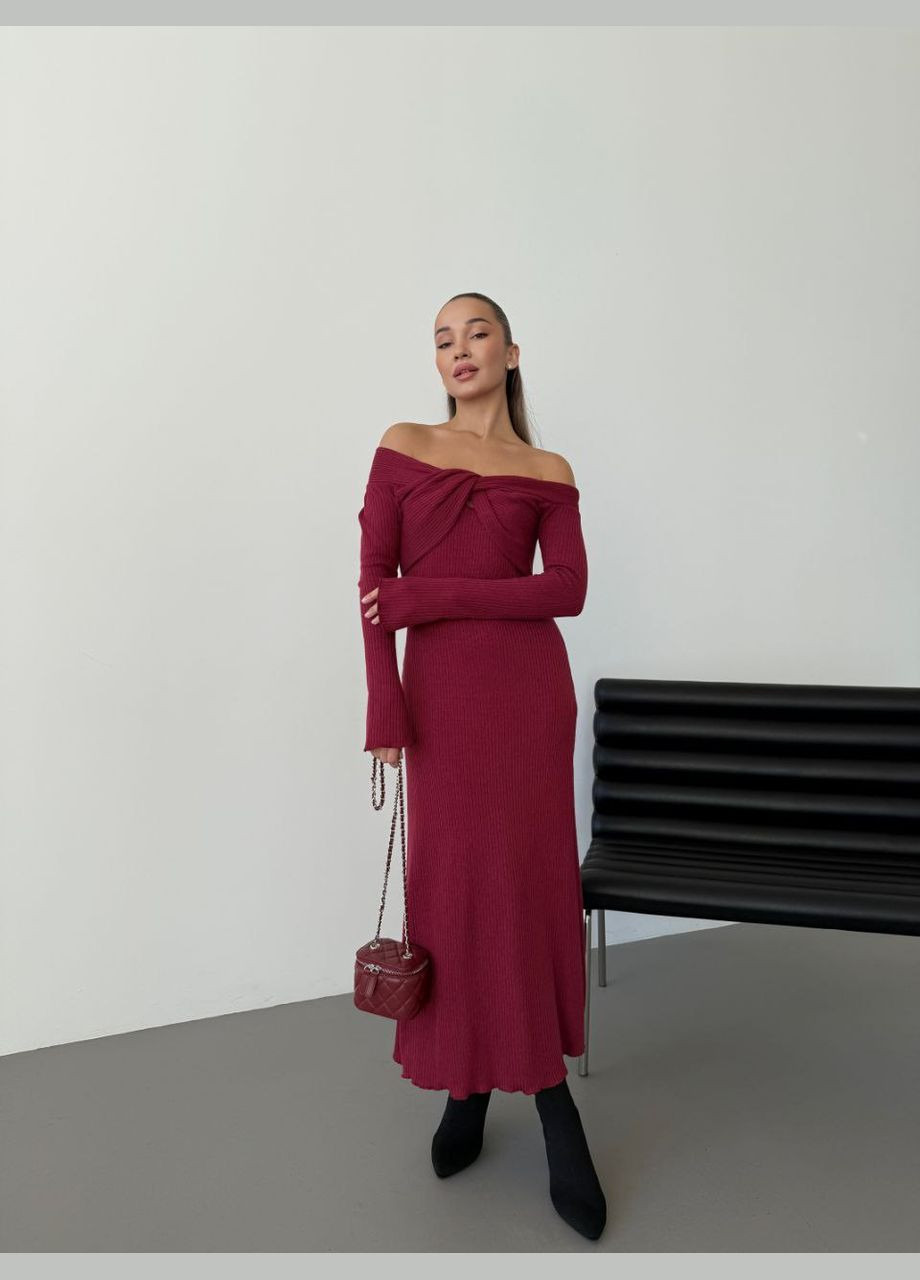 Бордова вечірня жіноча сукня максі Avanti однотонна