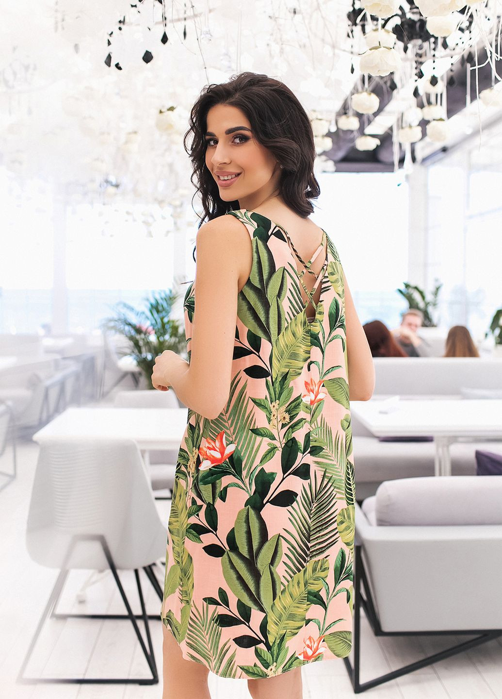 Пудровое повседневный льняное платье а-силуэт No Brand с цветочным принтом