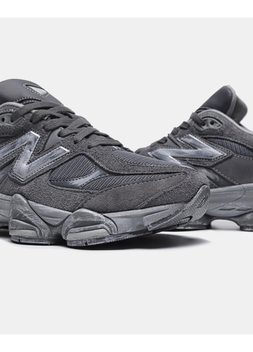 Серые демисезонные кроссовки мужские new balance 9060 gray v3 нью беланс 9060 No Brand