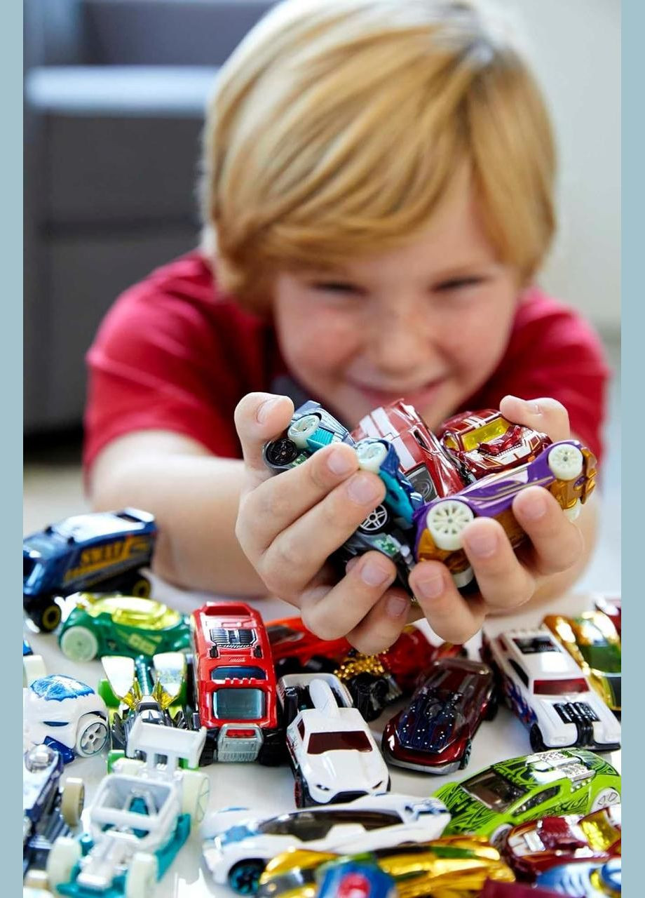 Базова машинка 1:64 (в асортименті) Toy Cars & Trucks 1:64 Scale Vehicles Хот Вілс Hot Wheels (338425653)