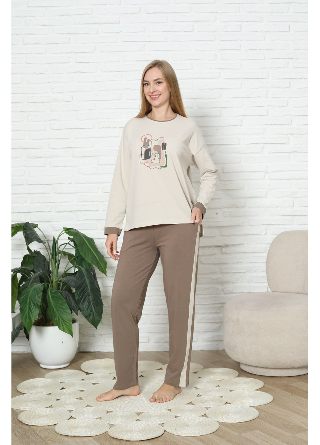 Бежева жіночий комплект анотація Nicoletta