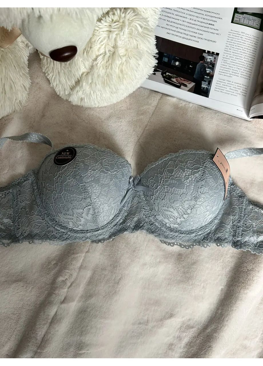 Светло-голубой балконет бюстгальтернежно-голубого цвета размер 85a China с косточками