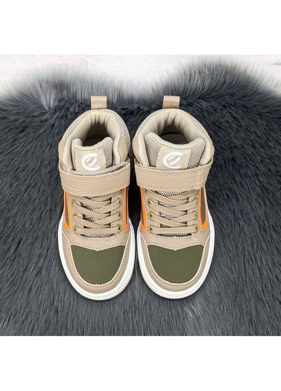 Бежевые демисезонные кроссовки высокие для девочки хайтопы Clibee