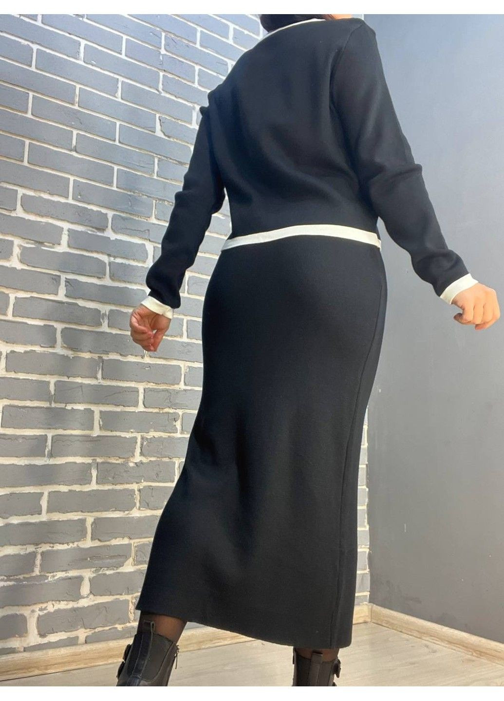 Костюм женский De Red 3167 кадиган с юбкой вязаный белая полоса золотые пуговицы черный No Brand (311603903)