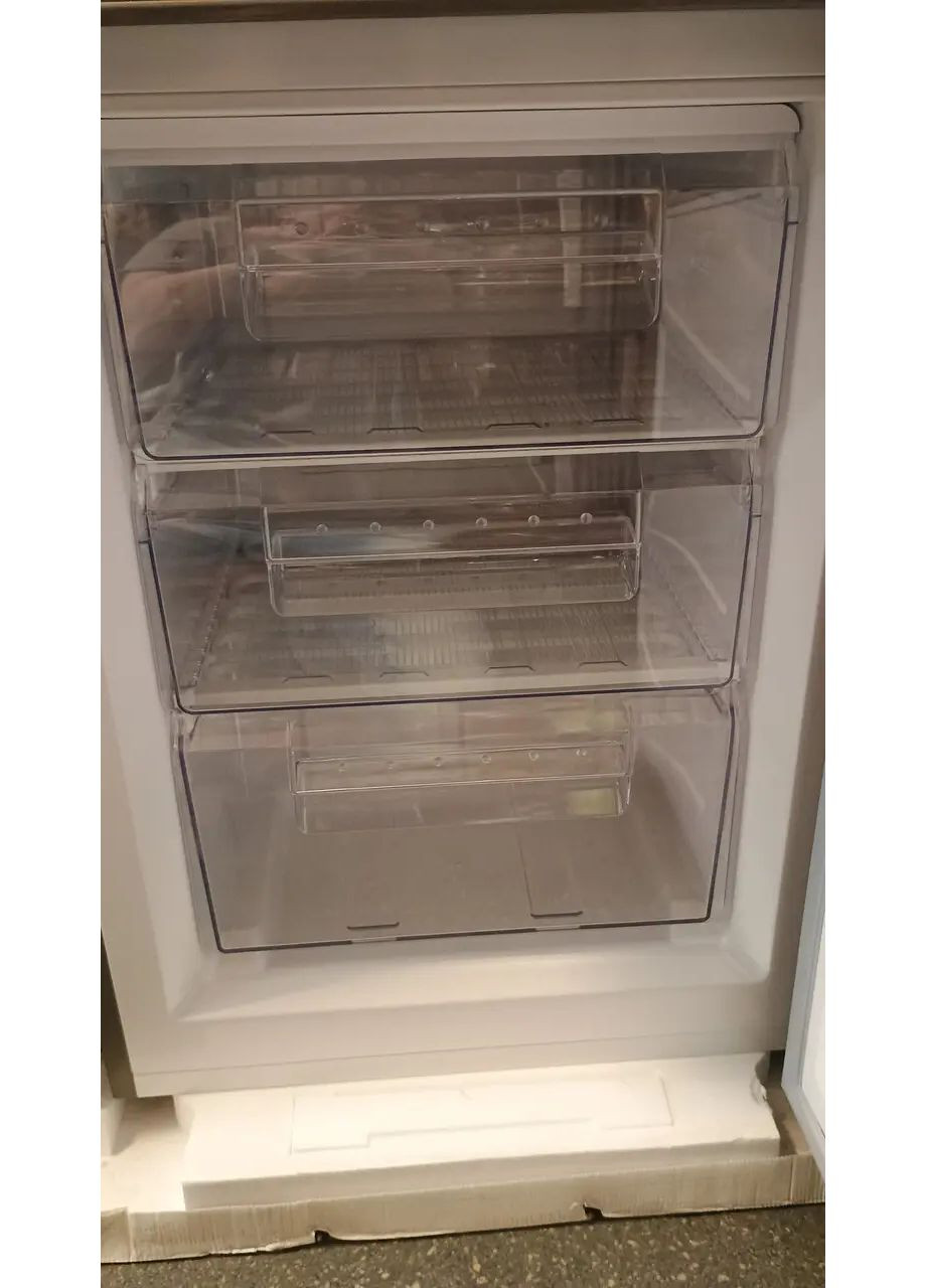 Холодильник MBD315S (1.85 м,срібло) Milano (360573228)