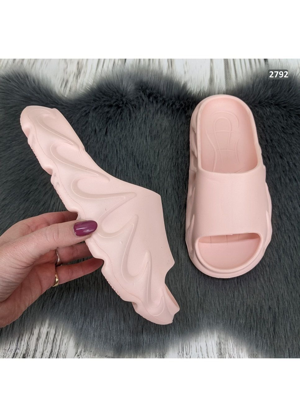 Пудровые шлепанцы женские Fashion