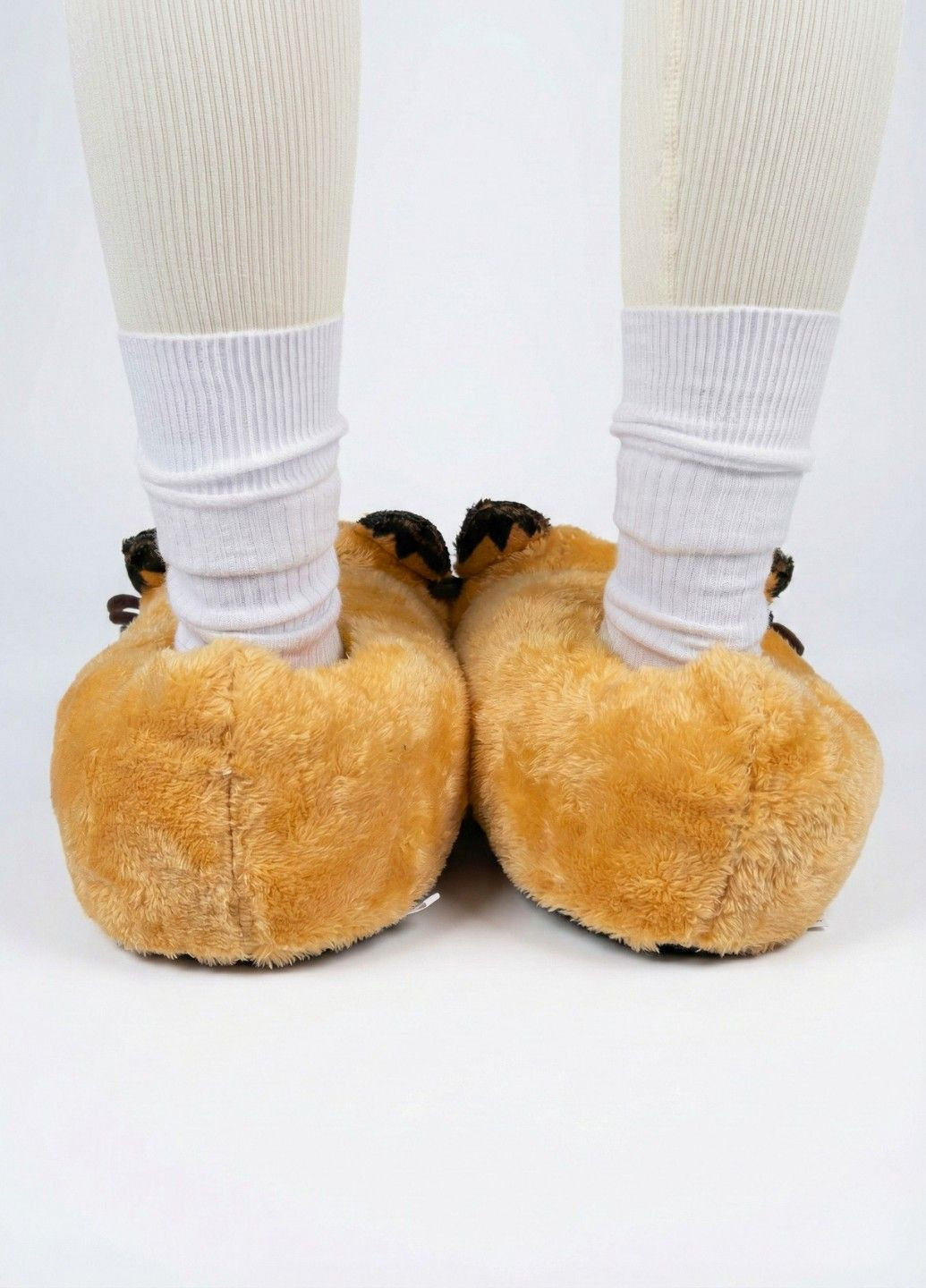 Тапочки домашние Кот Гарфилд для подростков и взрослых бежевые плюшевые Lalapka (370858917)