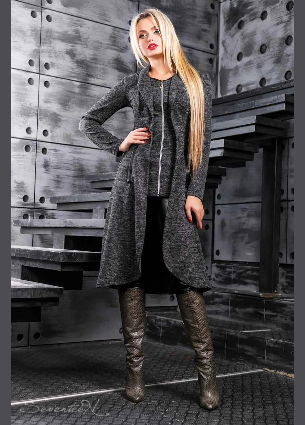 Черный демисезонный кардиган Seventeen