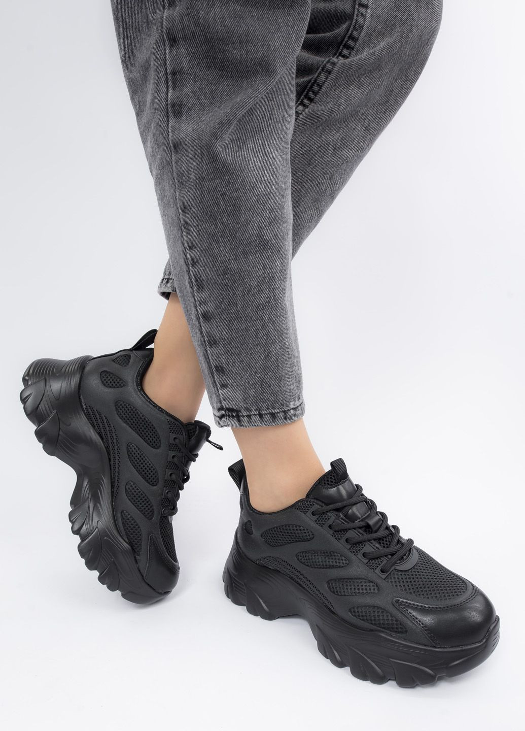 Кроссовки женские Fashion чёрные демисезоны (292445316)