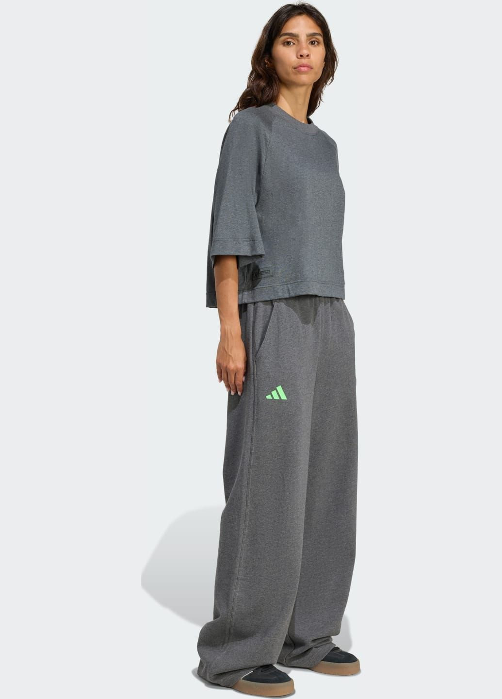 Штани Mercedes - AMG Petronas Formula One Team Premium Sweat adidas (350935390)