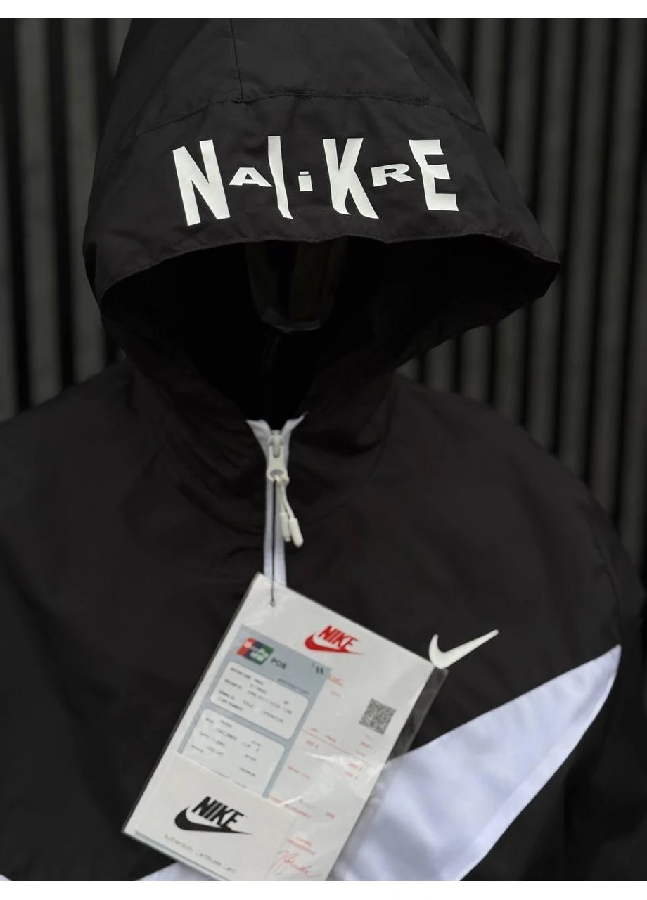 Черная демисезонная весенняя мужская спортивная куртка Nike