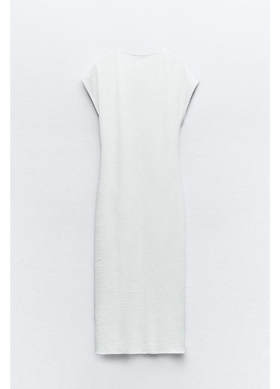 Білий струмуюча сукня зі зборками. Zara