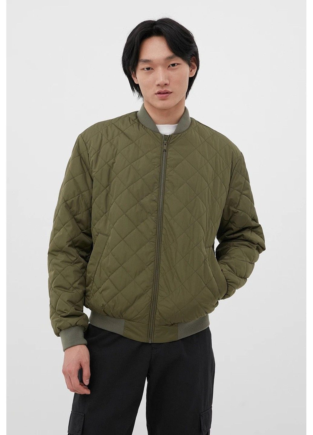 Оливкова (хакі) демісезонна бомбер fbc21017-907 Finn Flare