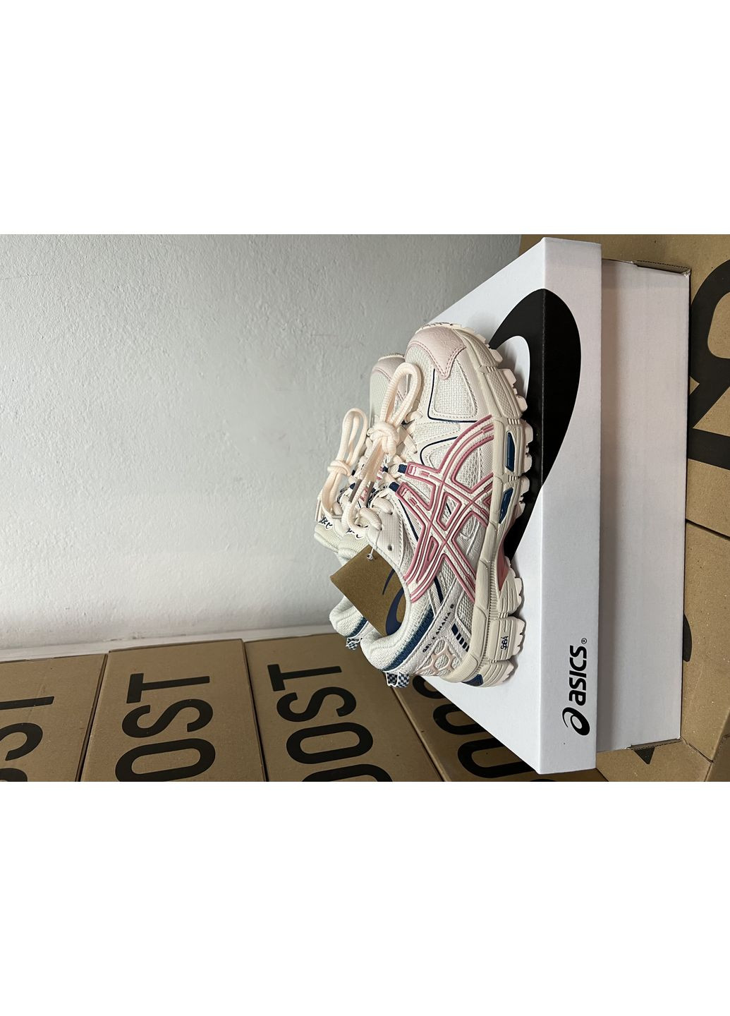 Розовые демисезонные кроссовки мужские asics gel-kahana 8 white / pink premium асикс гель кахано No Brand