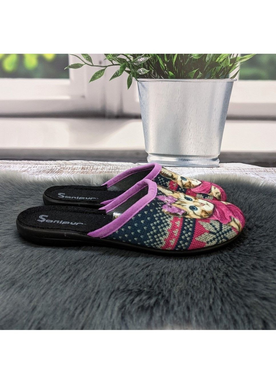 Малиновые тапочки домашние Fashion