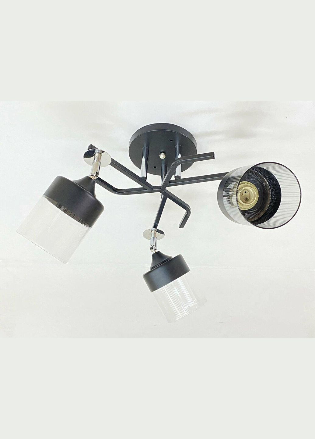 Стельова Люстра на 3 плафони 6973A/3 (Чорний+Хром) Valeso (350667760)