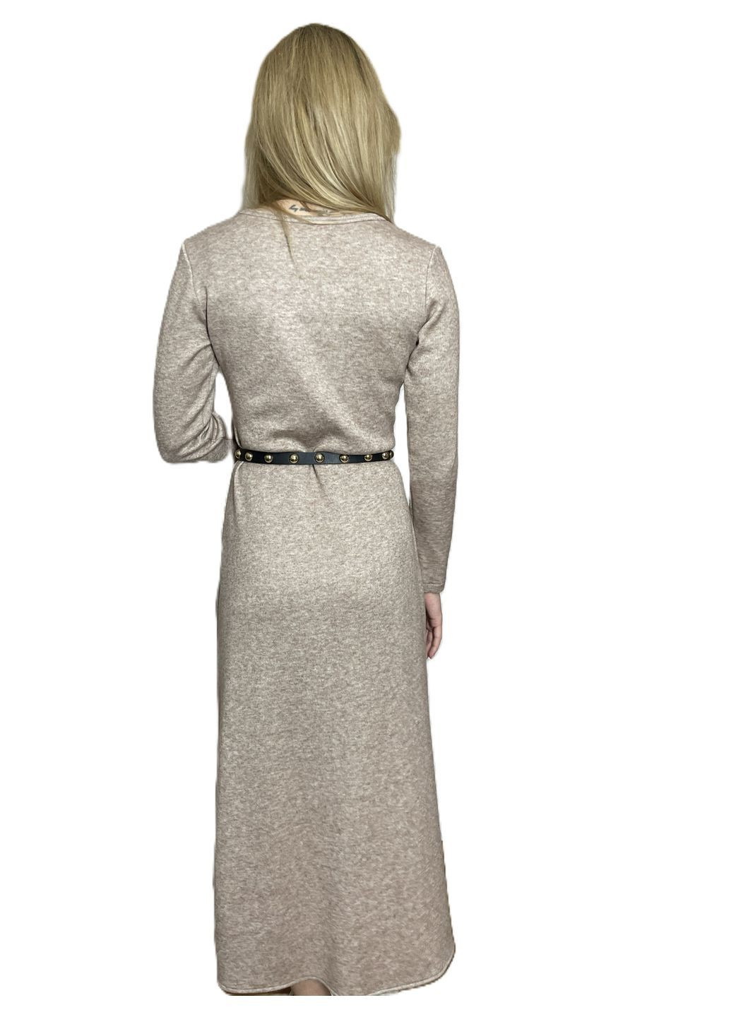 Бежевое повседневный, коктейльное, деловое, кэжуал элегантное длинное платье из ангоры темный беж а-силуэт Capricious однотонное