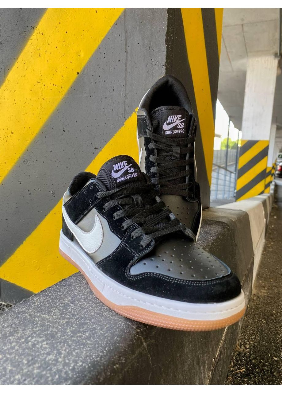 Черные демисезонные кроссовки мужские nike sb dunk low black white найк сб данк No Brand