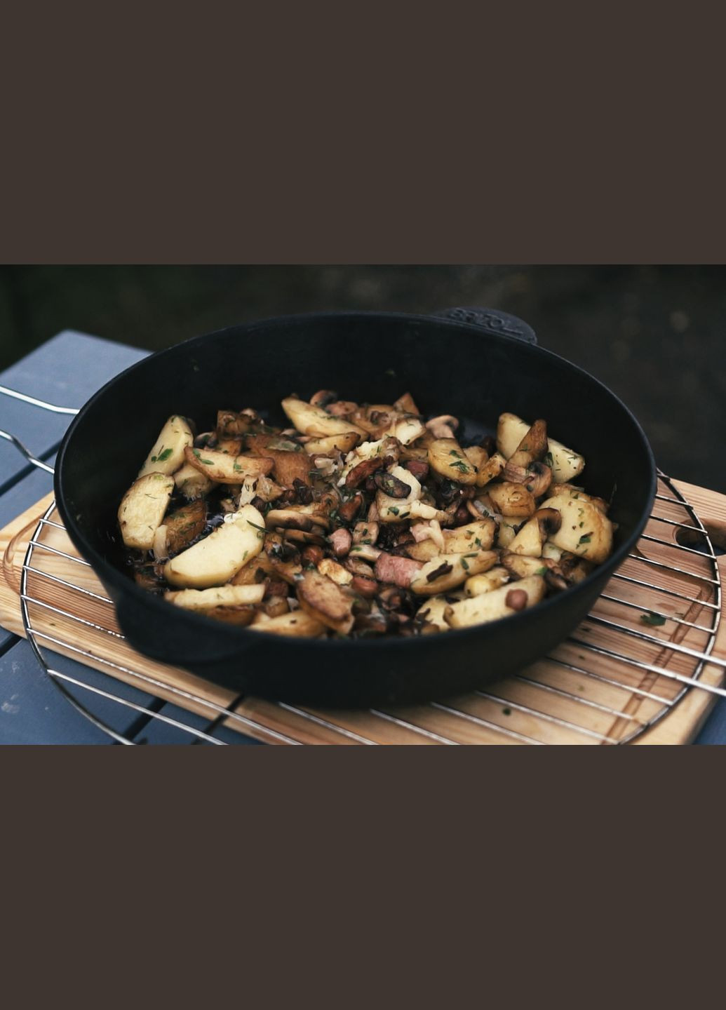 Сковорода чавунна Жаровня 280 х 60 мм Brizoll (322732409)