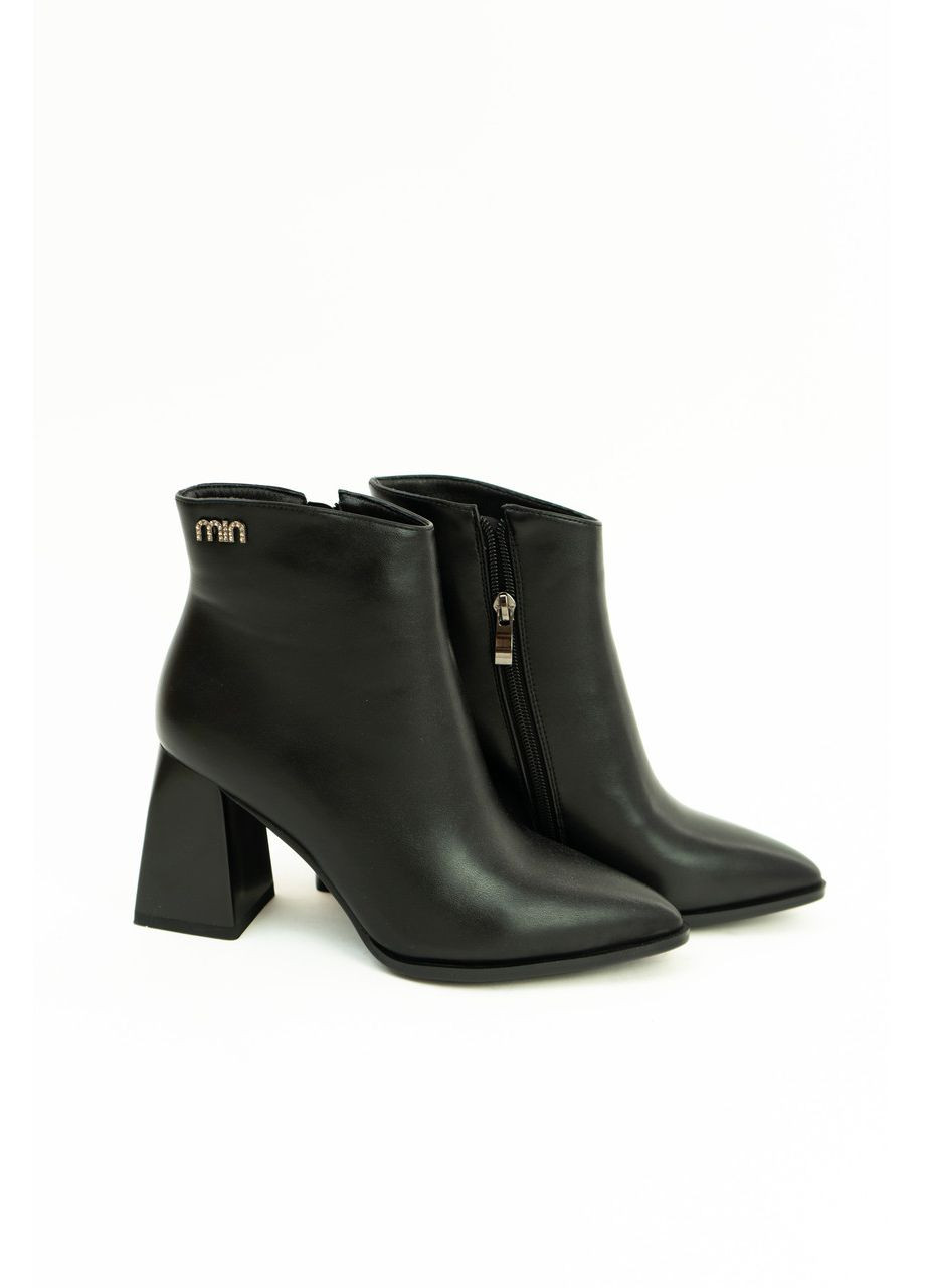 Черные демисезонная женские демисезонные ботинки на каблуку Метелик