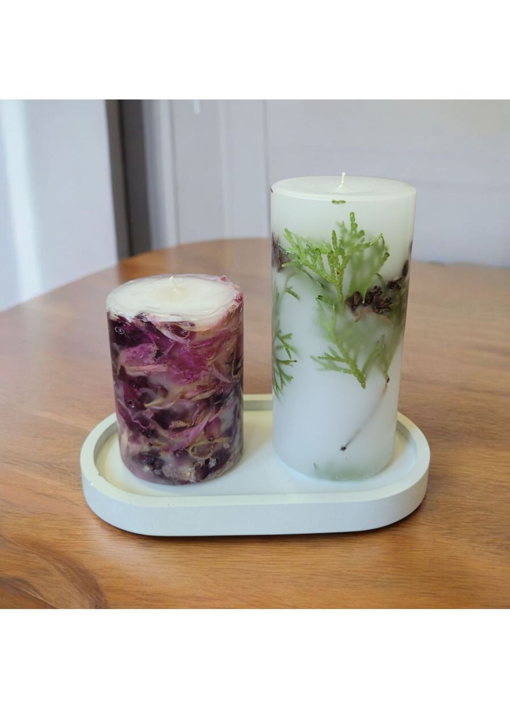 Свічки ручної роботи набір декоративних свічок у наборі з 2 шт на підставці з хвоєю та пелюстками півонії Handmade Studio - AV (368668713)