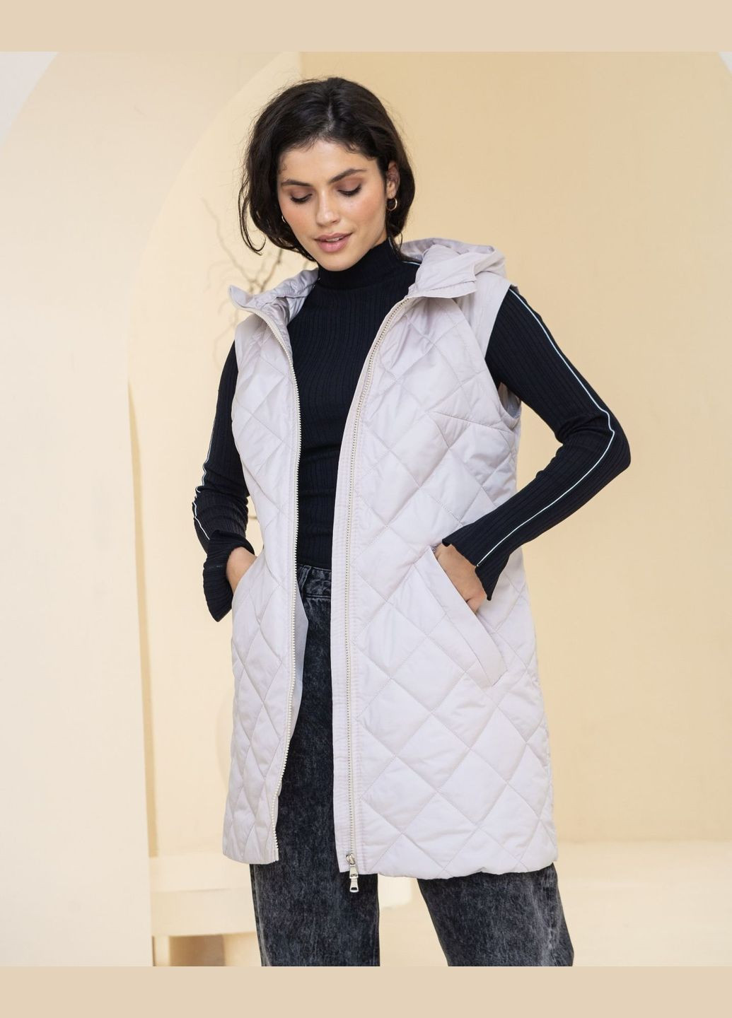 Светло-бежевая демисезонная демисезонная куртка-жилетка Geran