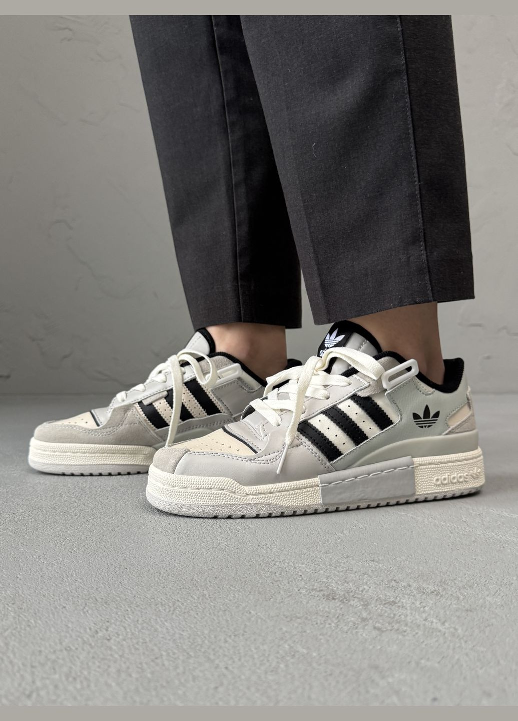 Серые демисезонные кроссовки мужские и женские adidas forum exhibit low grey white | адидас форум серые белые No Brand